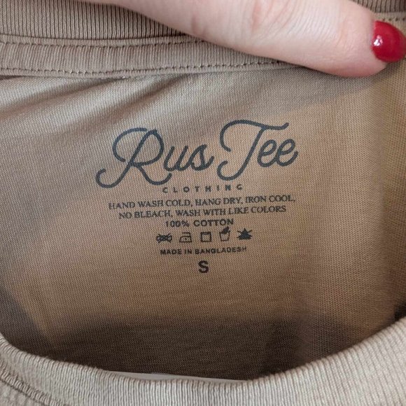 *5/$25* Women's Wild Ride Motorcycle Graphic Tee - Size Medium - Picture 2 of 3